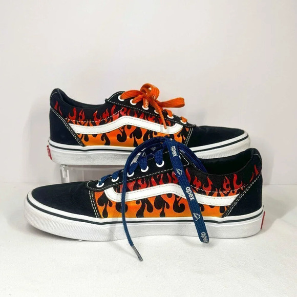 Vans Other - Vans Flames Size 5 Youth